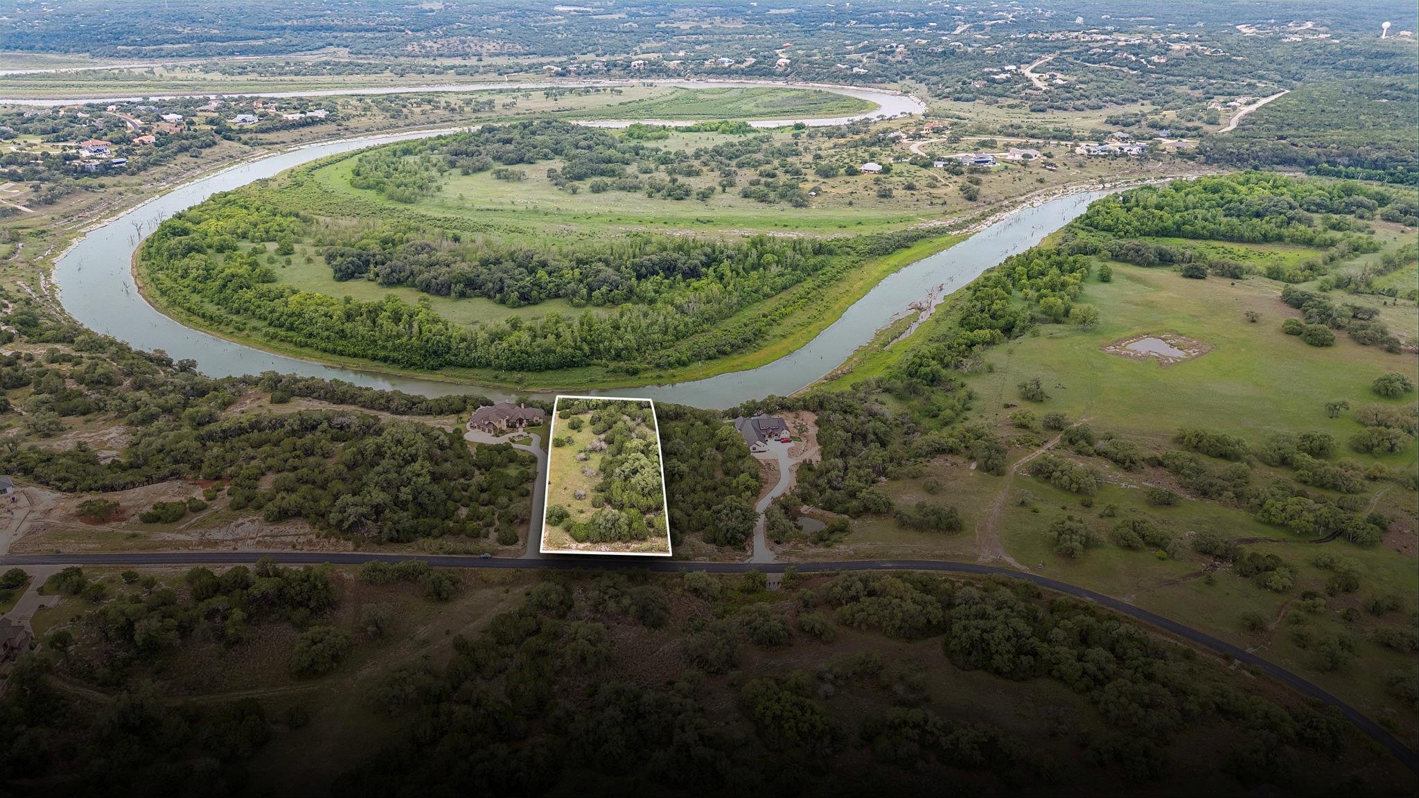 Listing photo 1 of 293  River Cliff Pl