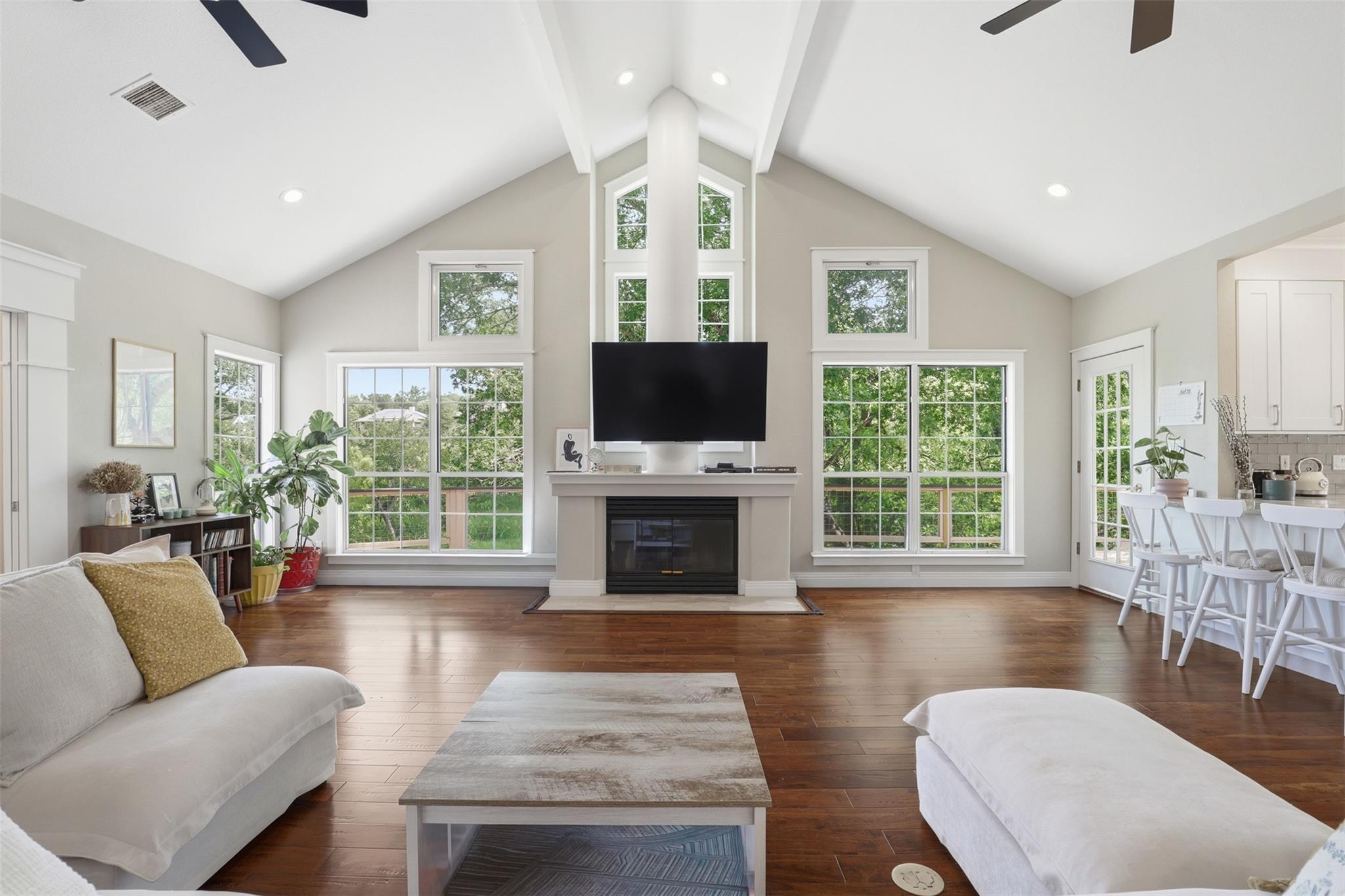 Listing photo 1 of 8506  Walhill Cv