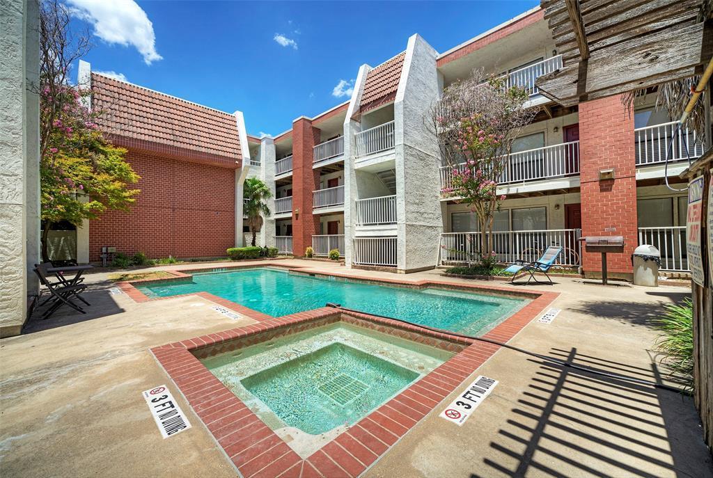 Ảnh nhà đang rao bán 1 của 3115  Helms St  #210