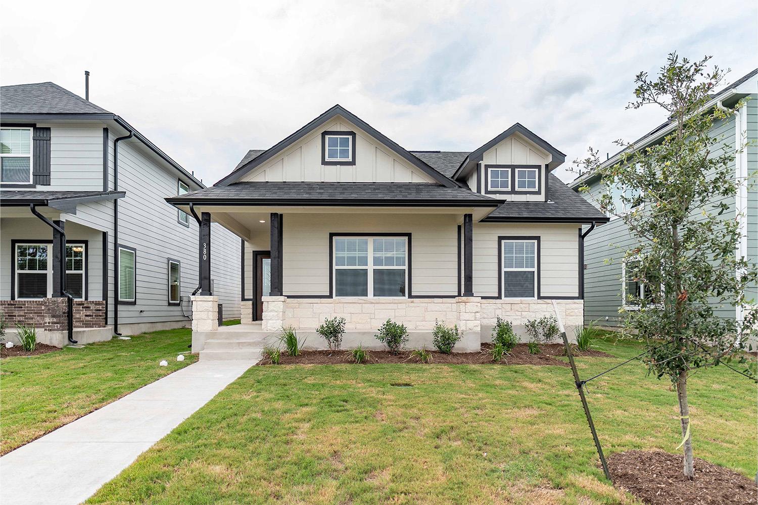 Listing photo 1 of 380  Kenai Dr