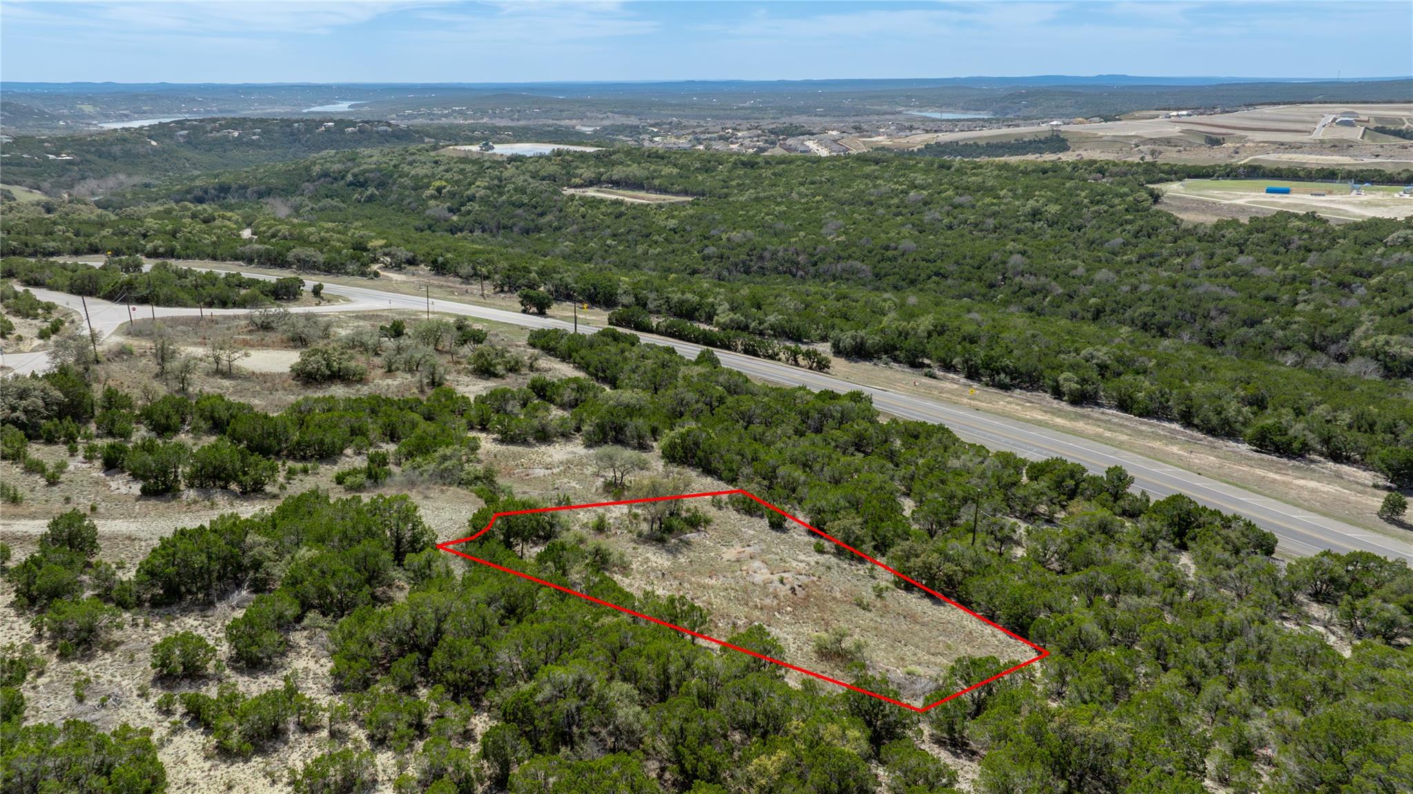 Expansive undeveloped parcel featuring a clear bu
