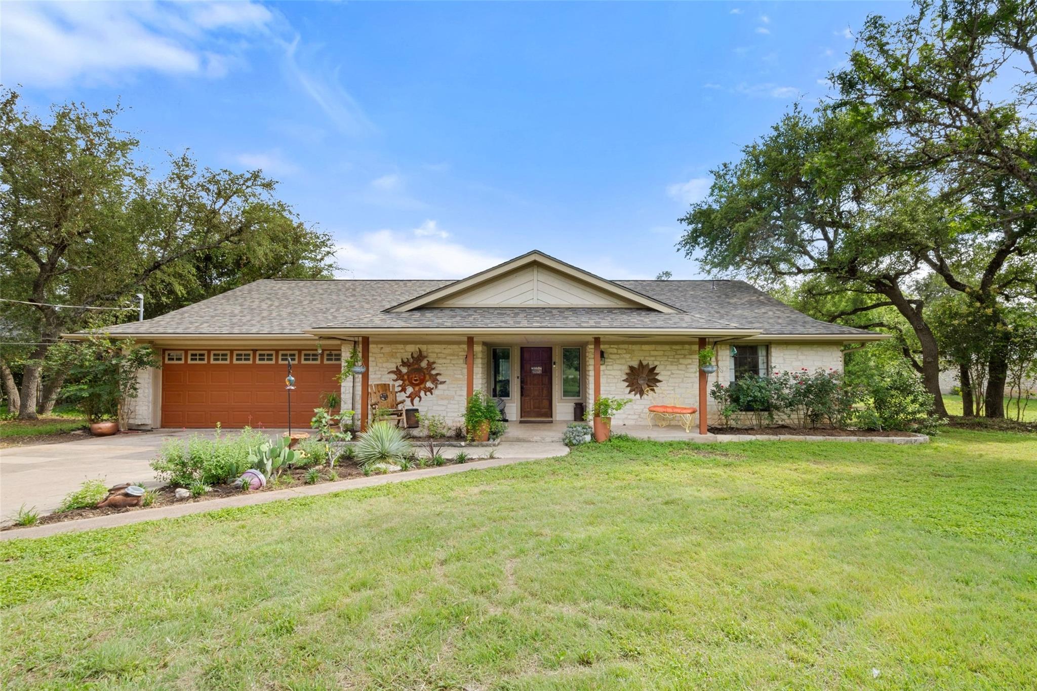 Listing photo 1 of 9905  Murmuring Creek Dr