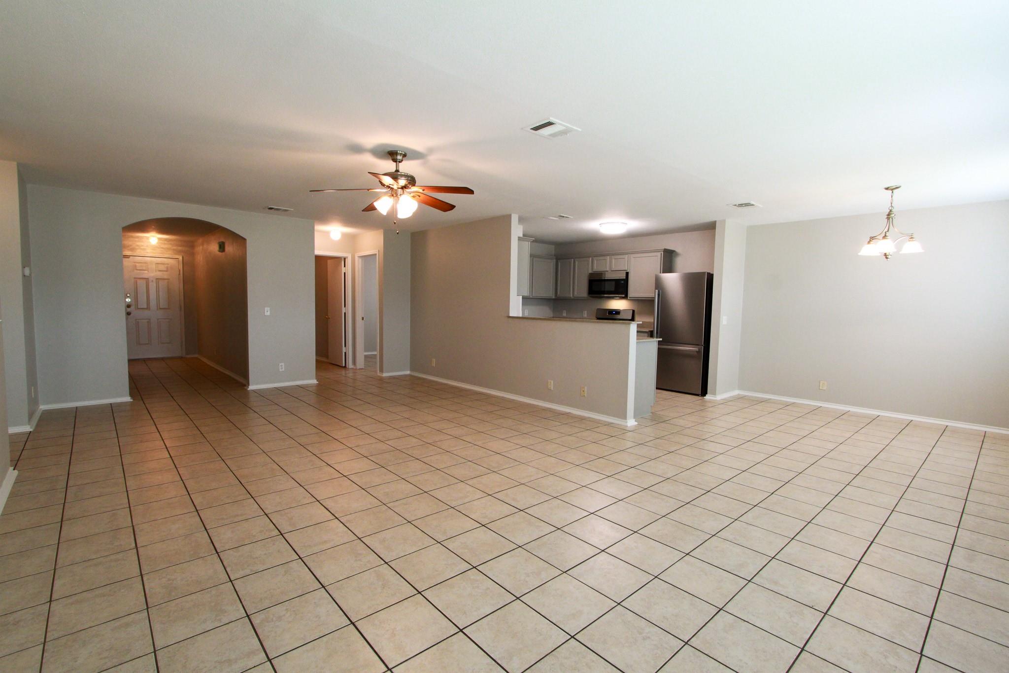 Listing photo 1 of 11712  Morning View Dr