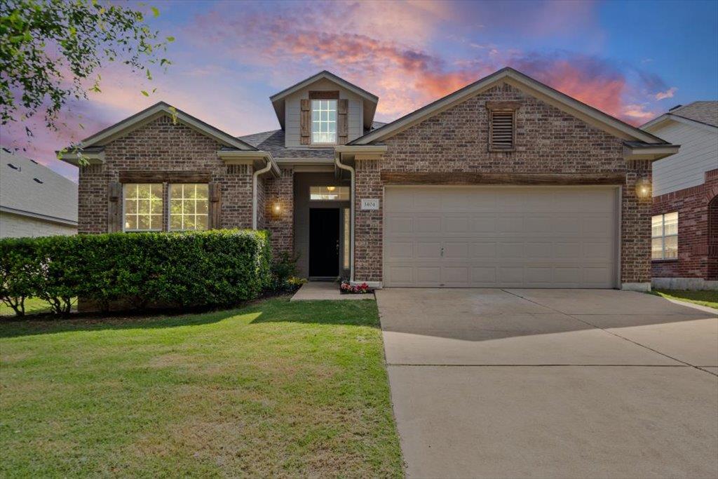 Listing photo 1 of 1404  Augusta Bend Dr