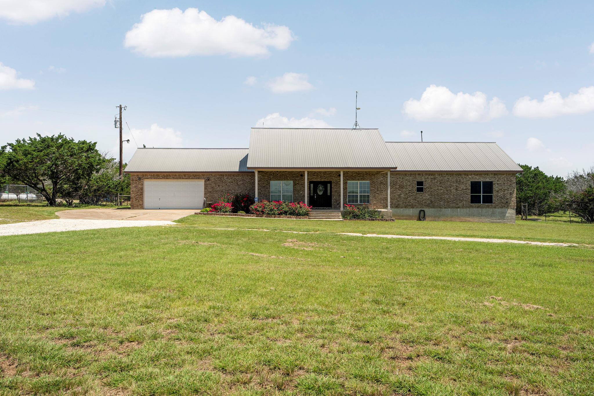 Listing photo 1 of 2110  County Road 285 None