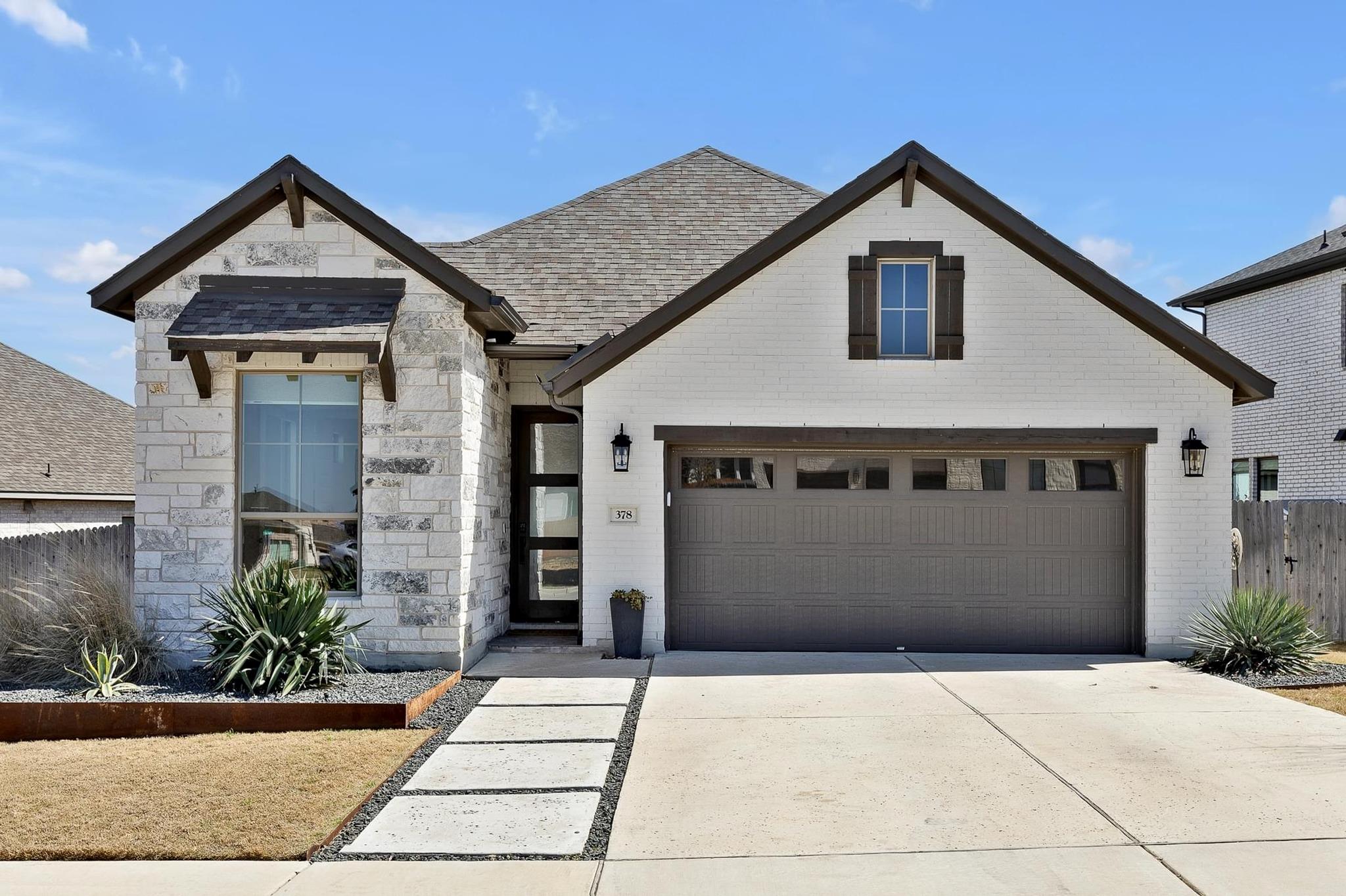 Listing photo 1 of 378  Carpenter Hill Drs