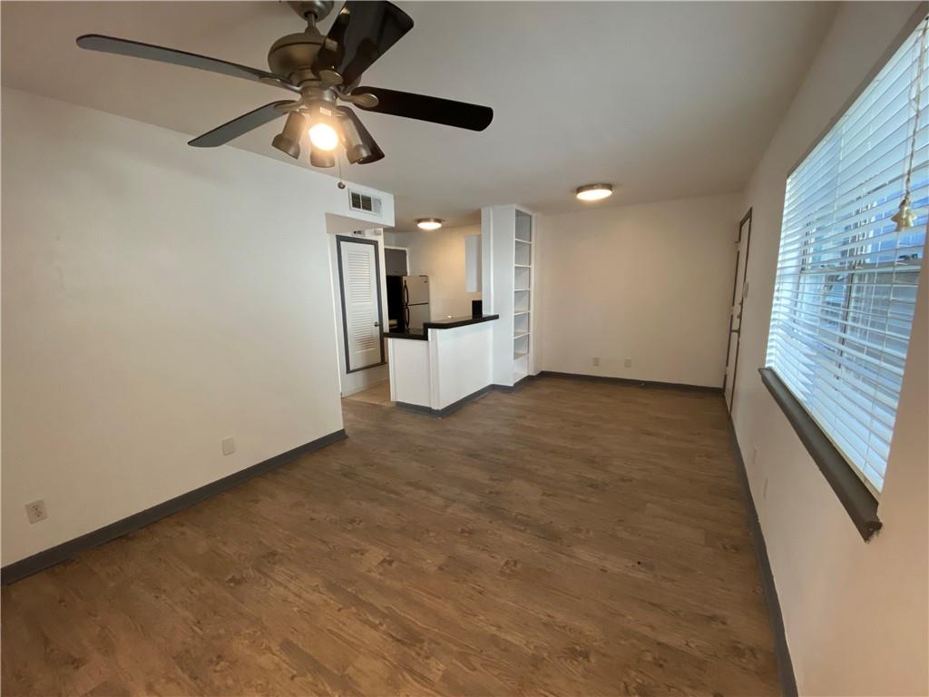 Listing photo 1 of 4306  Avenue A None  #113