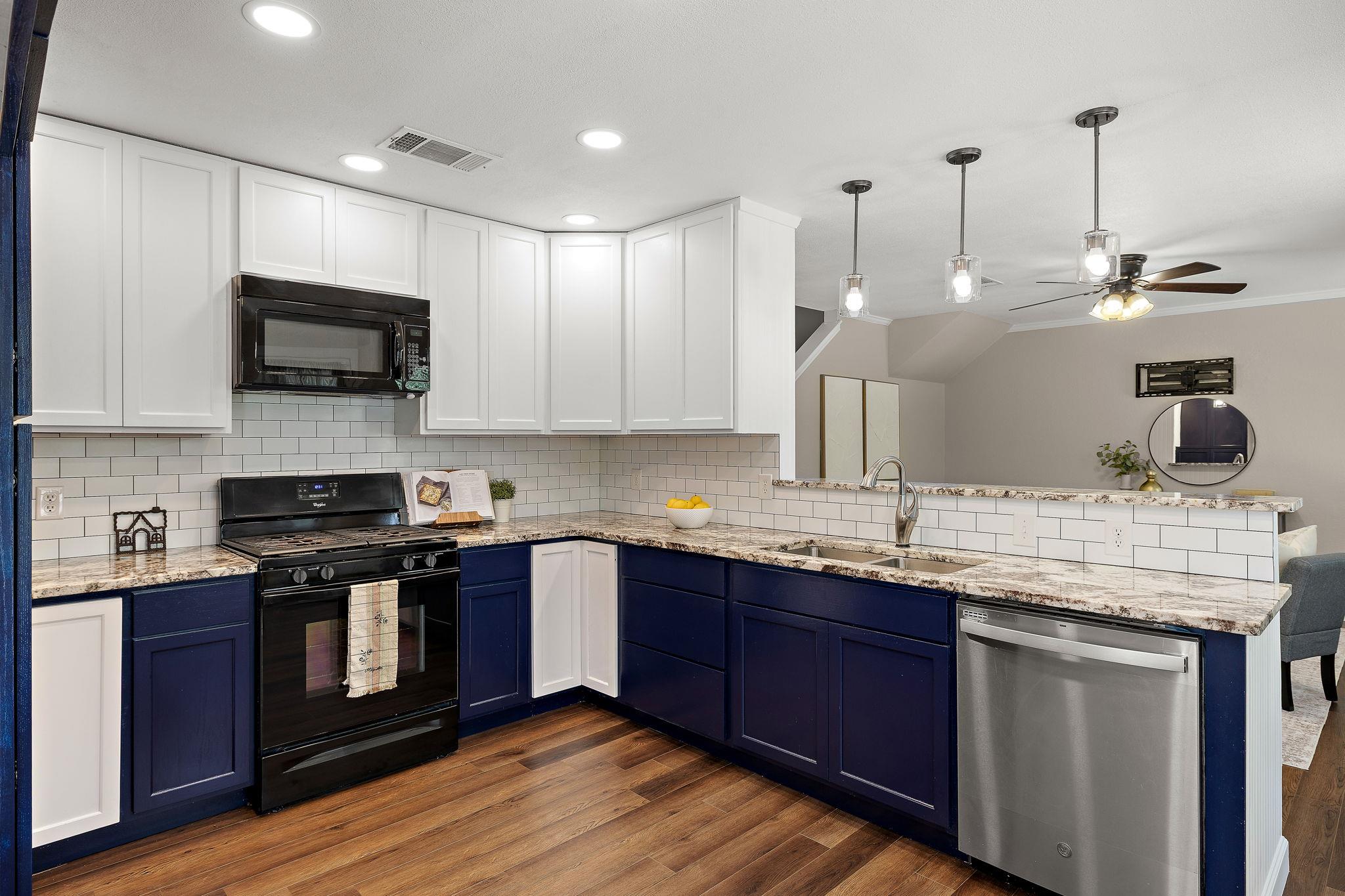 Listing photo 1 of 1201  Cedar Hills Blvd