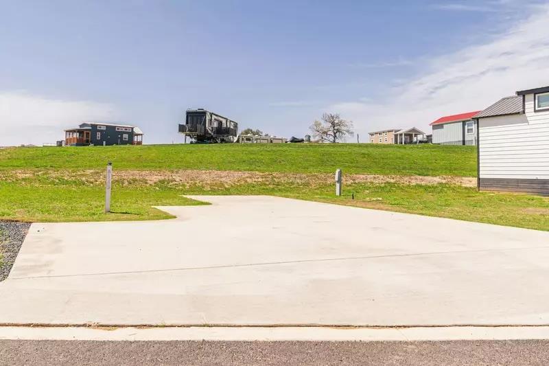 Listing photo 1 of 5386  Ranch Road 1376 Rd  #145