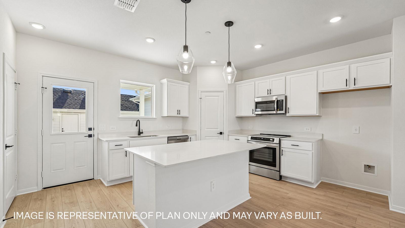 Listing photo 1 of 2553  Violet Theo Ln