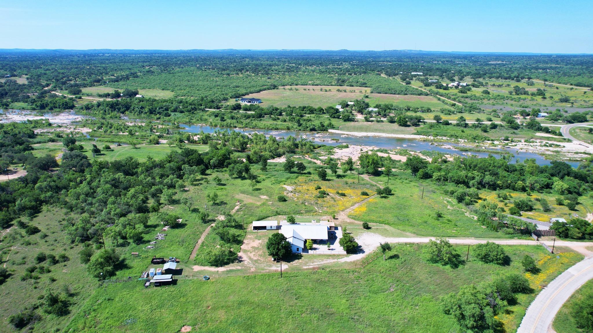 Listing photo 1 of 19811 W Ranch Road 152 Rd