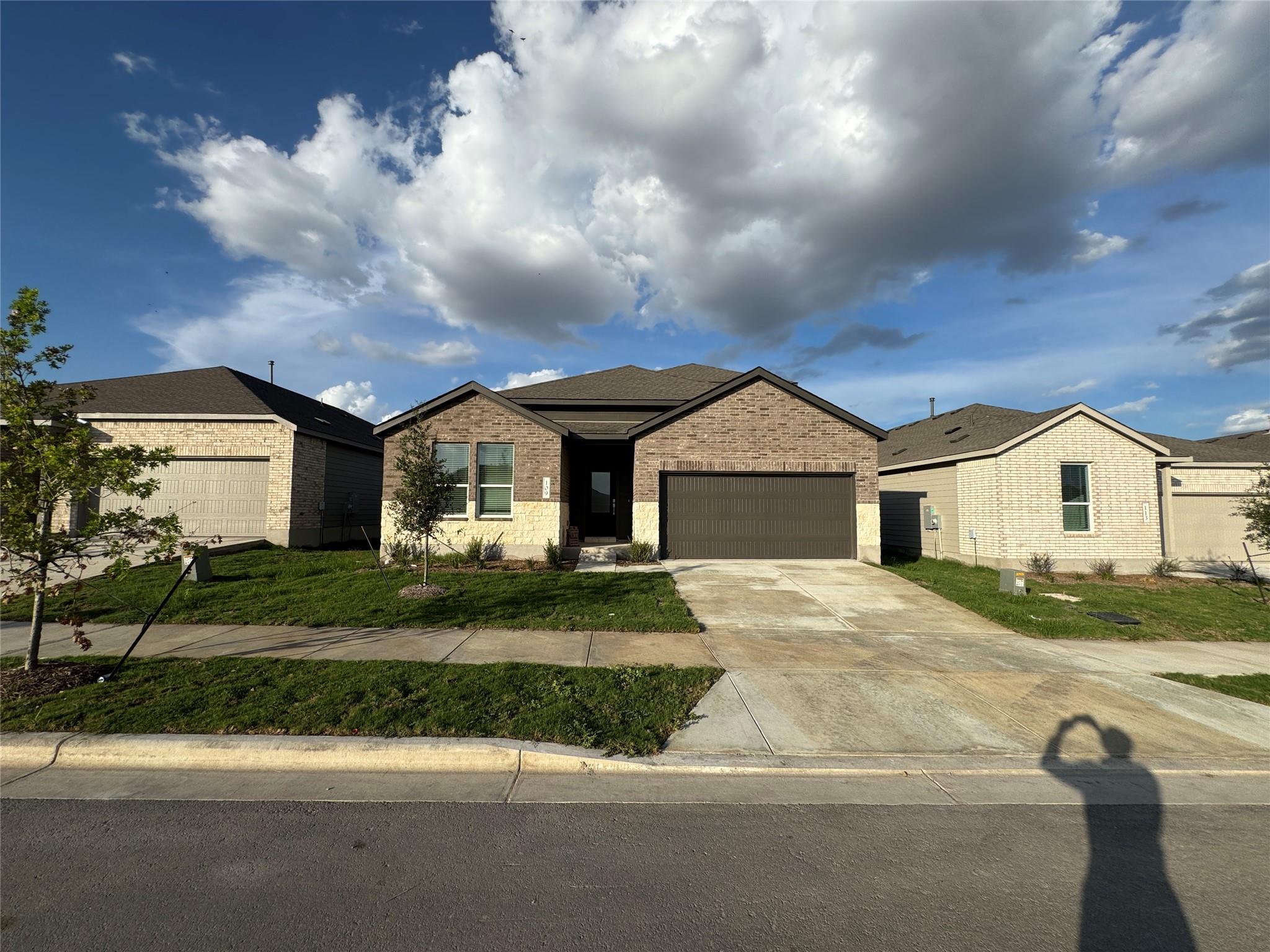 Listing photo 1 of 109  El Mirage Rd