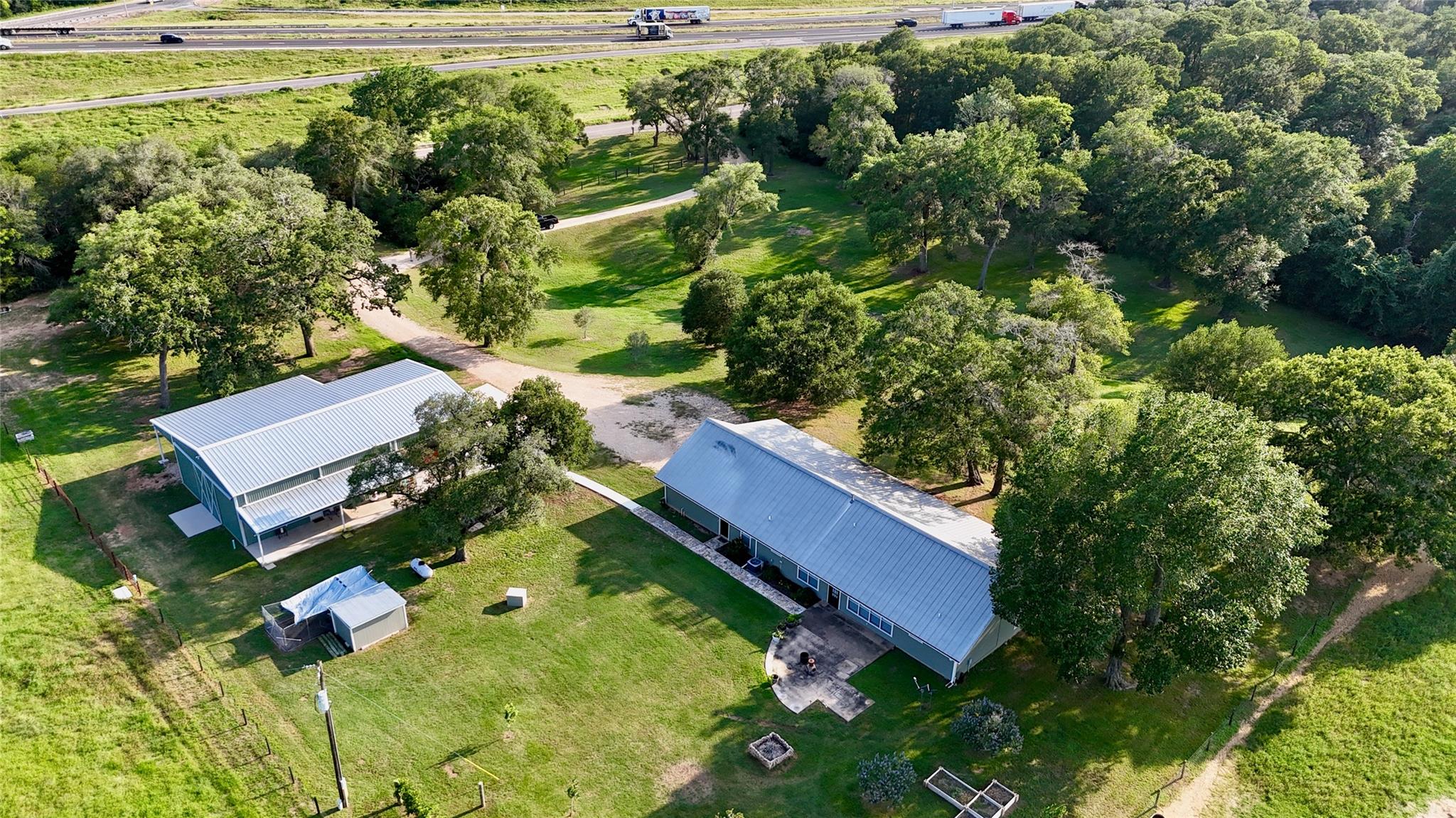 Listing photo 1 of 3545 E I 10 Frontage Rd