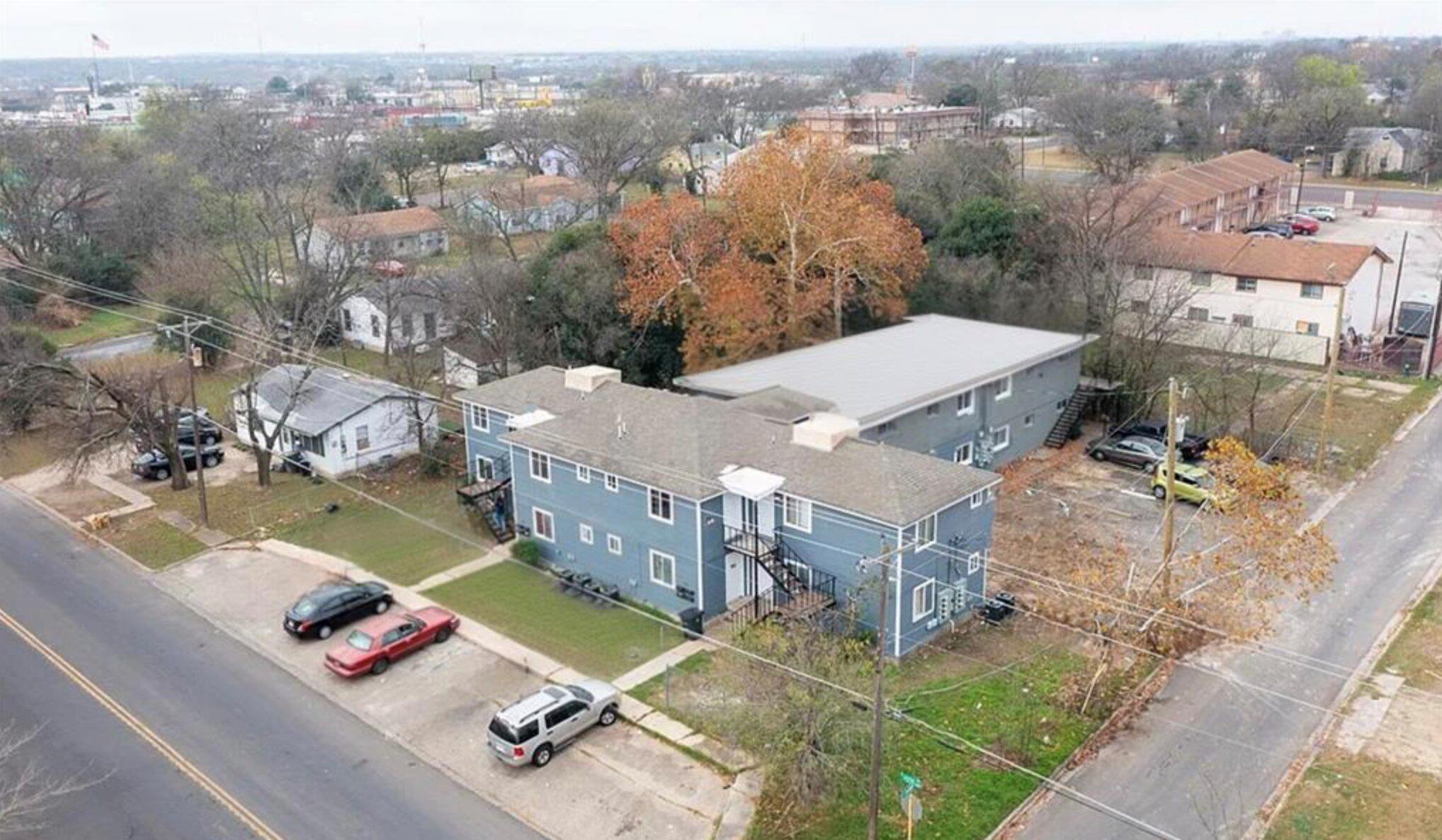 Listing photo 1 of 1207 N 10th St