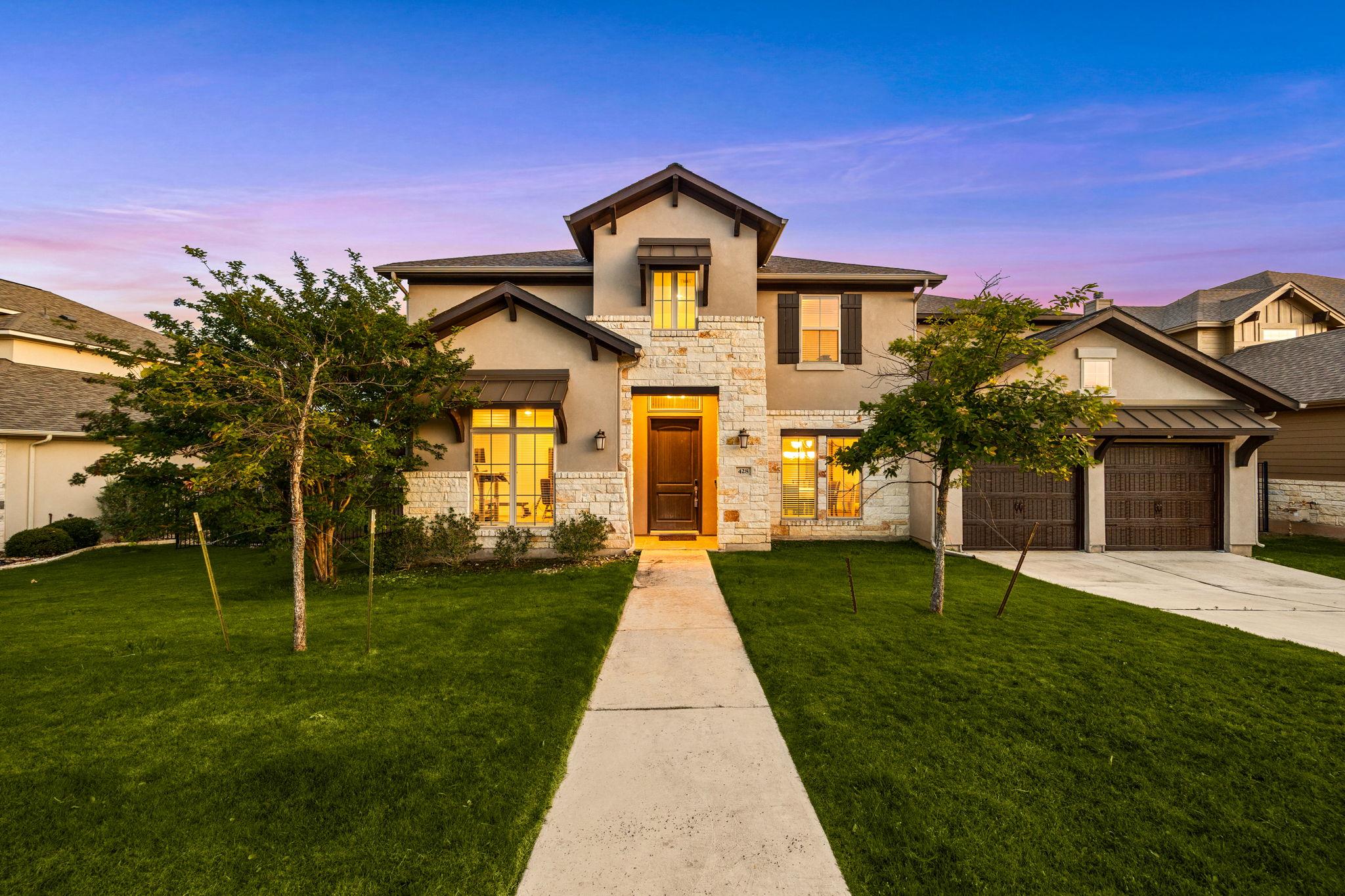 Listing photo 1 of 428  Montalcino Ln