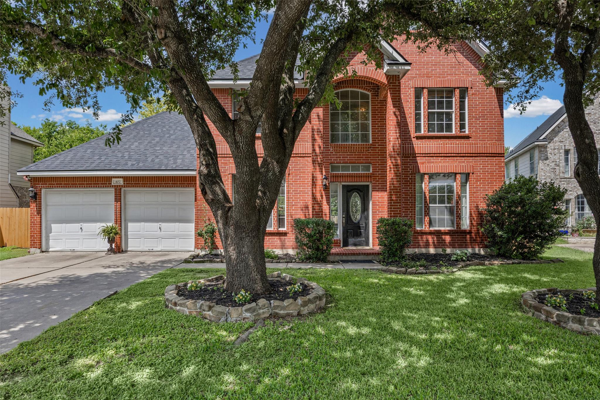 Listing photo 1 of 402  Autumn Trl