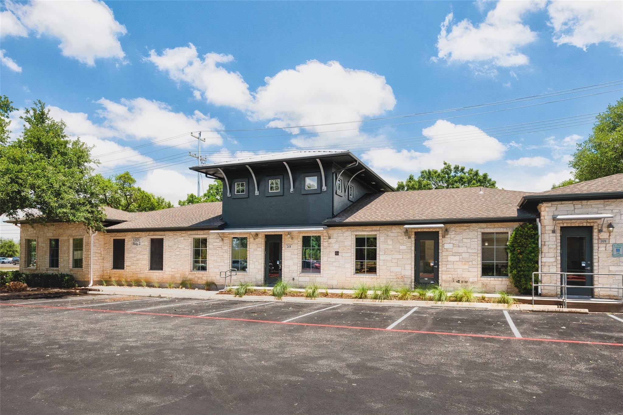 Listing photo 1 of 12171 W Parmer Ln  #102