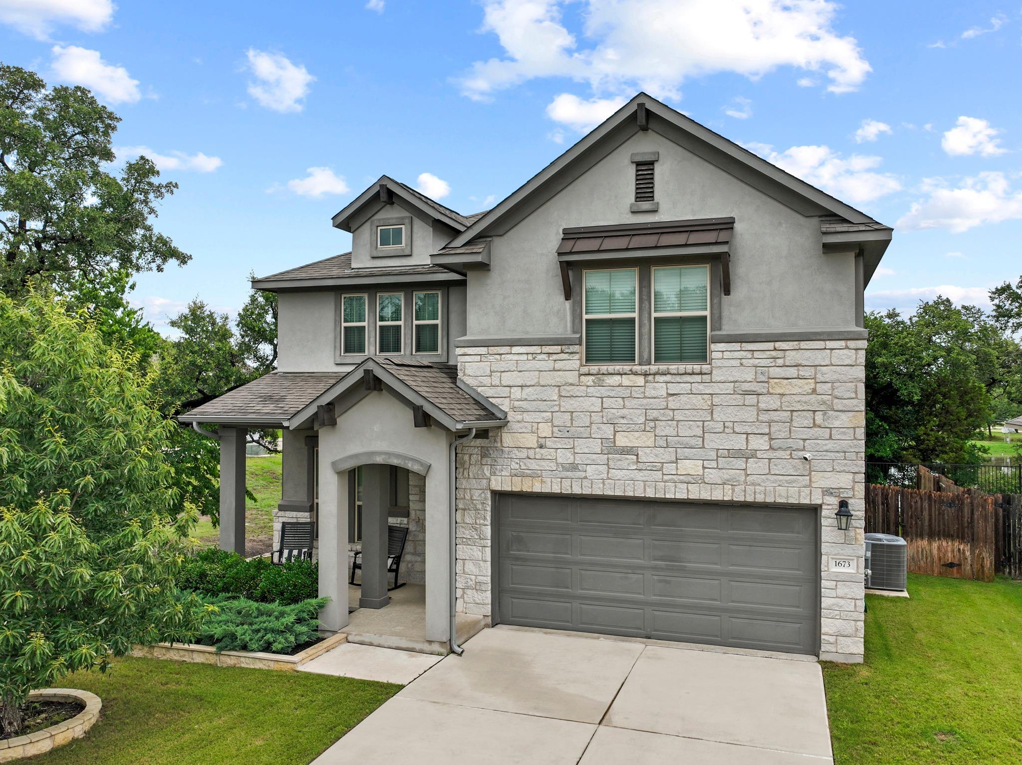 Listing photo 1 of 1673  Turtle Bay Loop