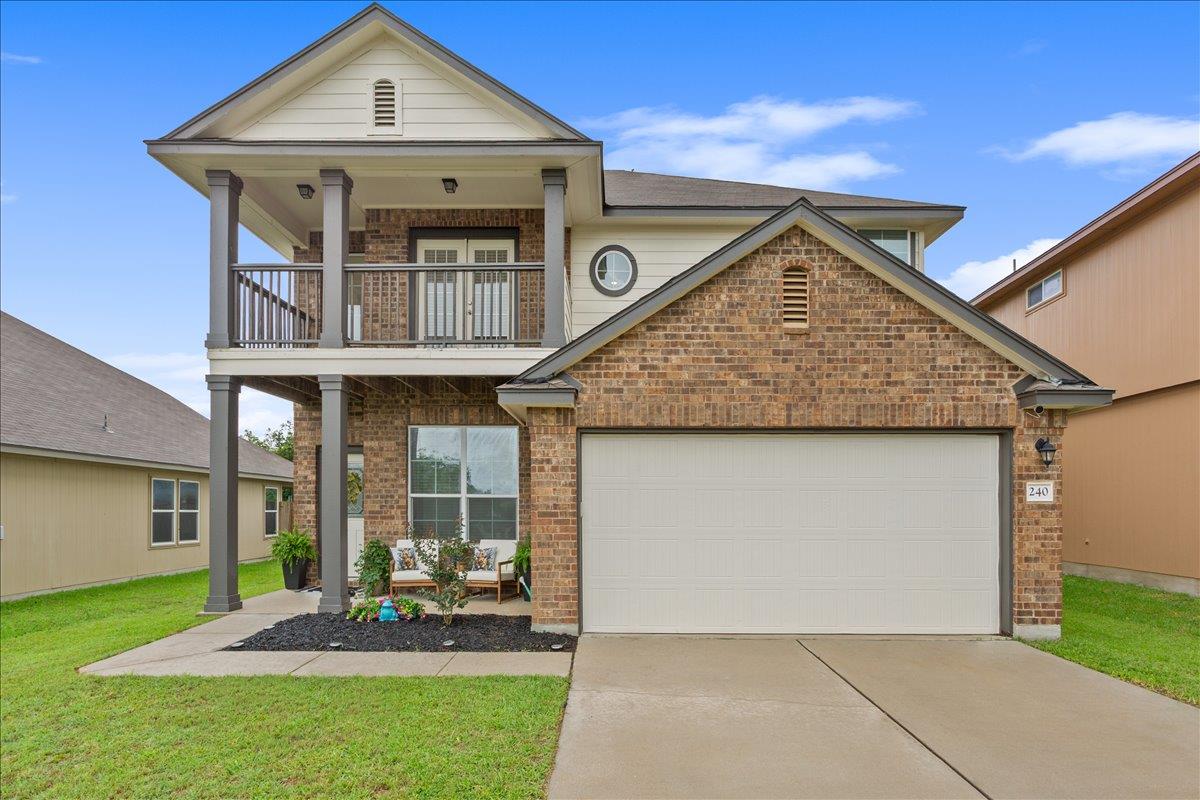 Listing photo 1 of 240  Foster Ln