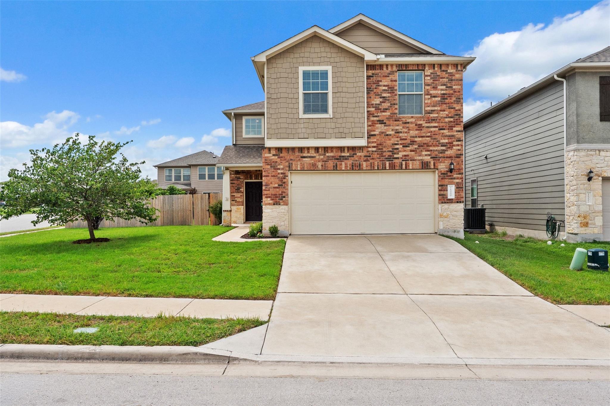 Listing photo 1 of 16000  Canberra Trl