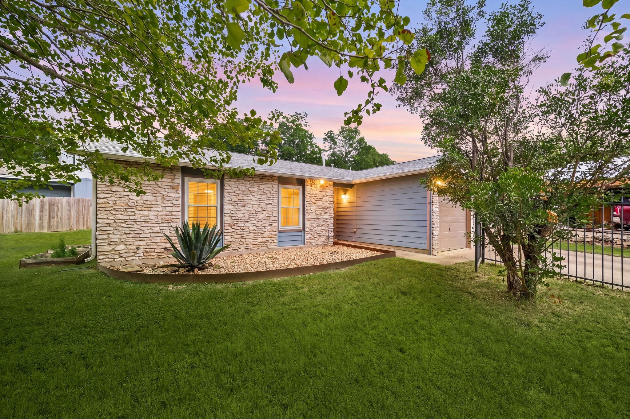 Listing photo 1 of 7802  Elderberry Dr