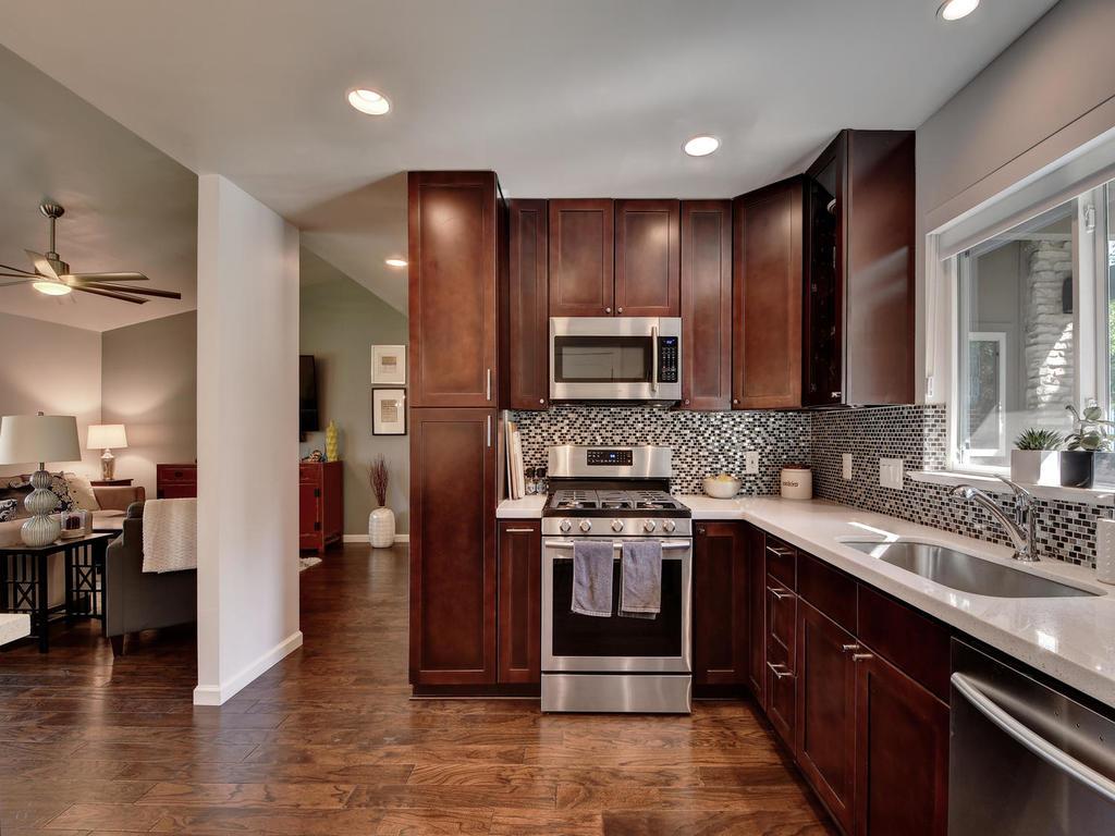 Listing photo 1 of 5320  Presidio Rd