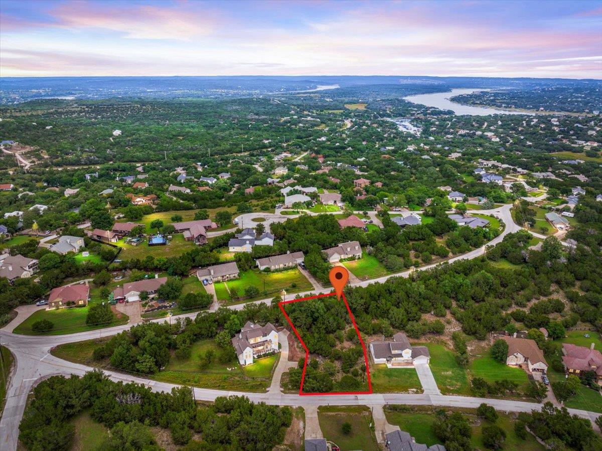 Listing photo 1 of 22337  Briarcliff Dr