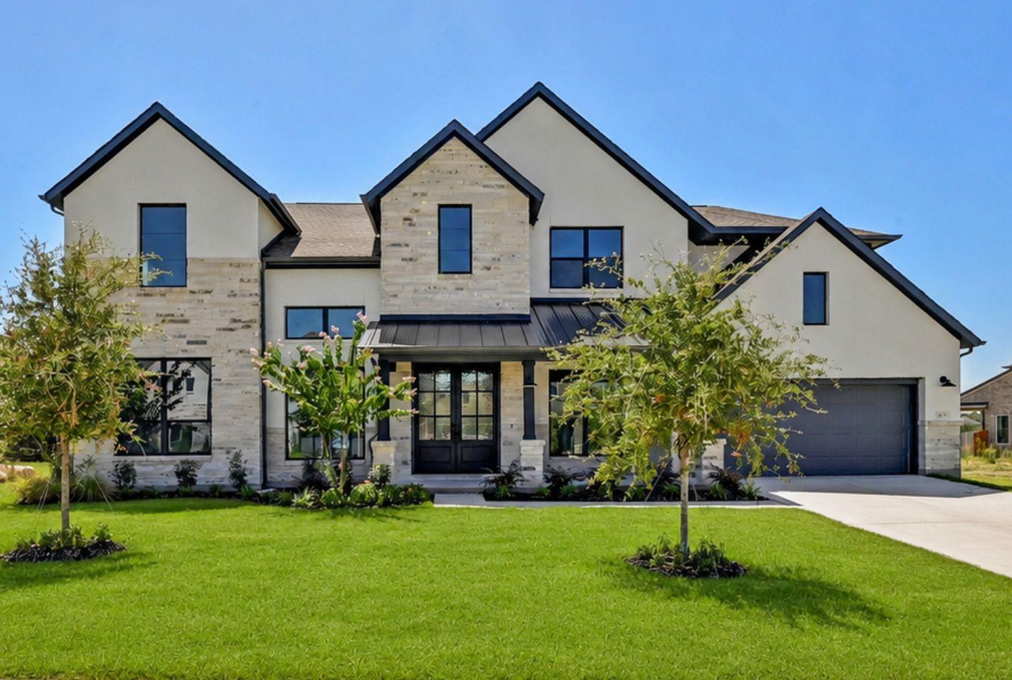 Listing photo 1 of 7425  Desert Needle Dr