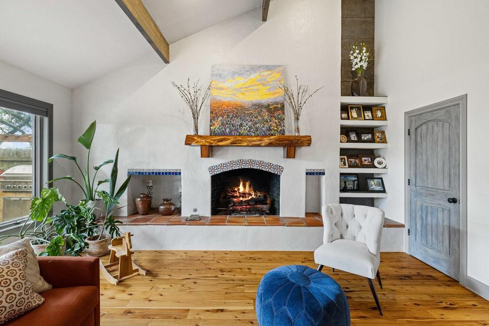 Listing photo 1 of 10301  La Costa Dr