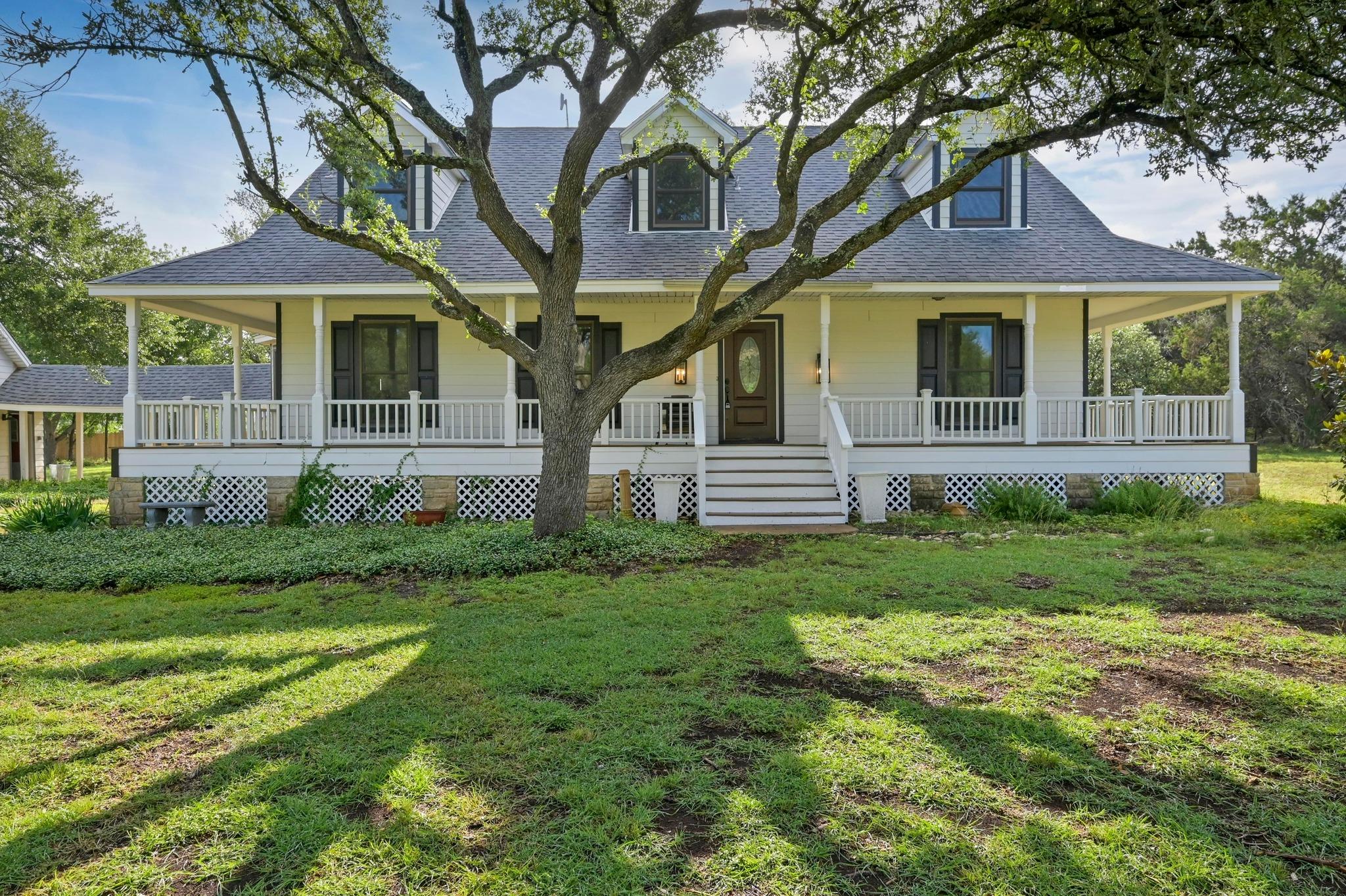 Listing photo 1 of 322  Mesa Oaks None