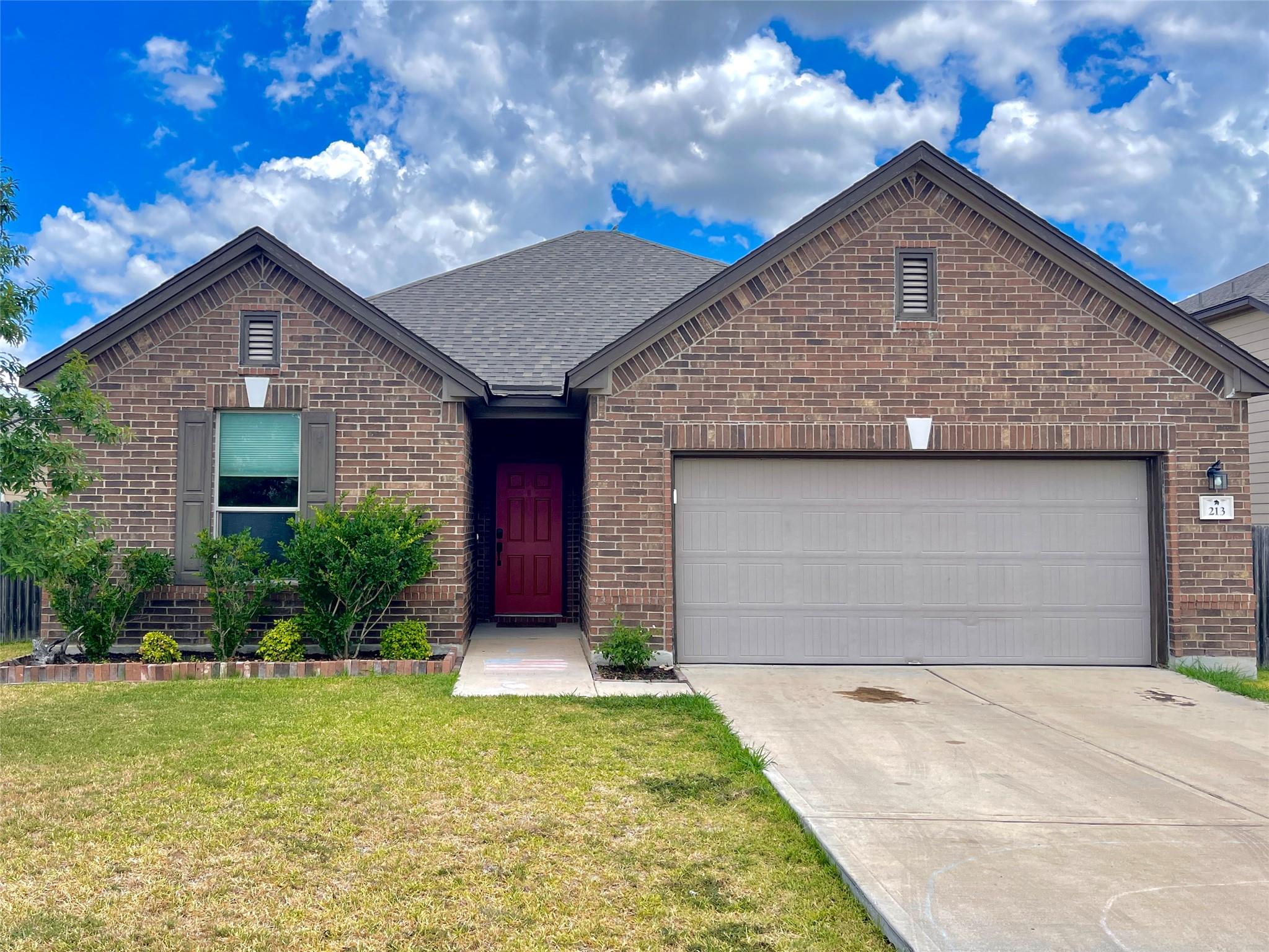 Listing photo of 213  Connor Elkins Dr