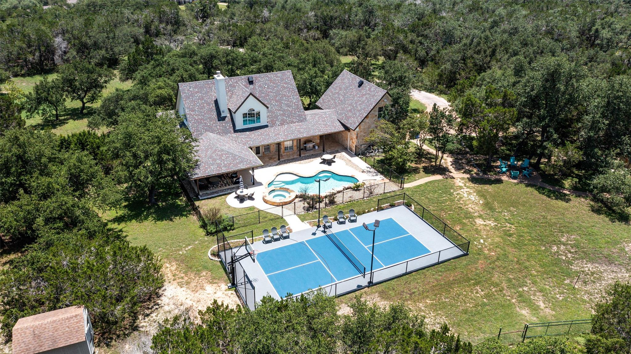 Listing photo 1 of 220  Sundance Trl
