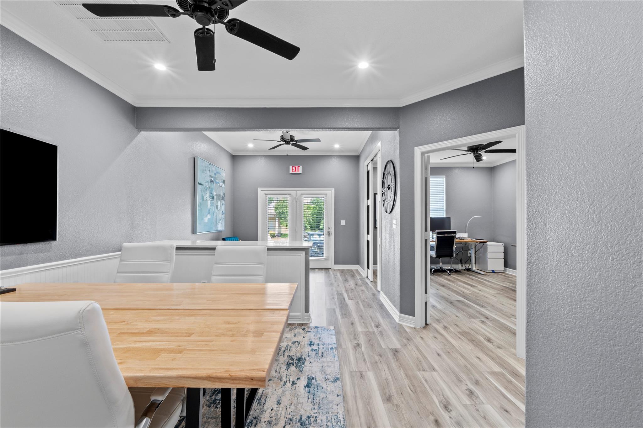 Listing photo 1 of 3000  Joe Dimaggio Blvd  #41