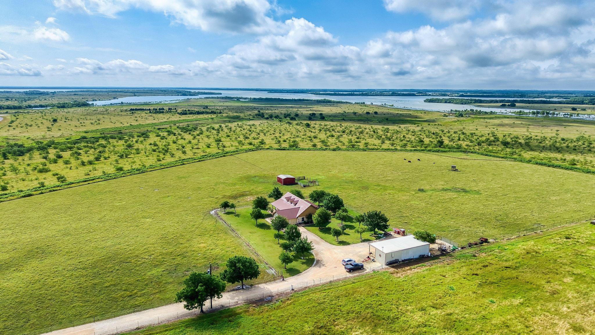 Listing photo 1 of 19000  Fm 971 None