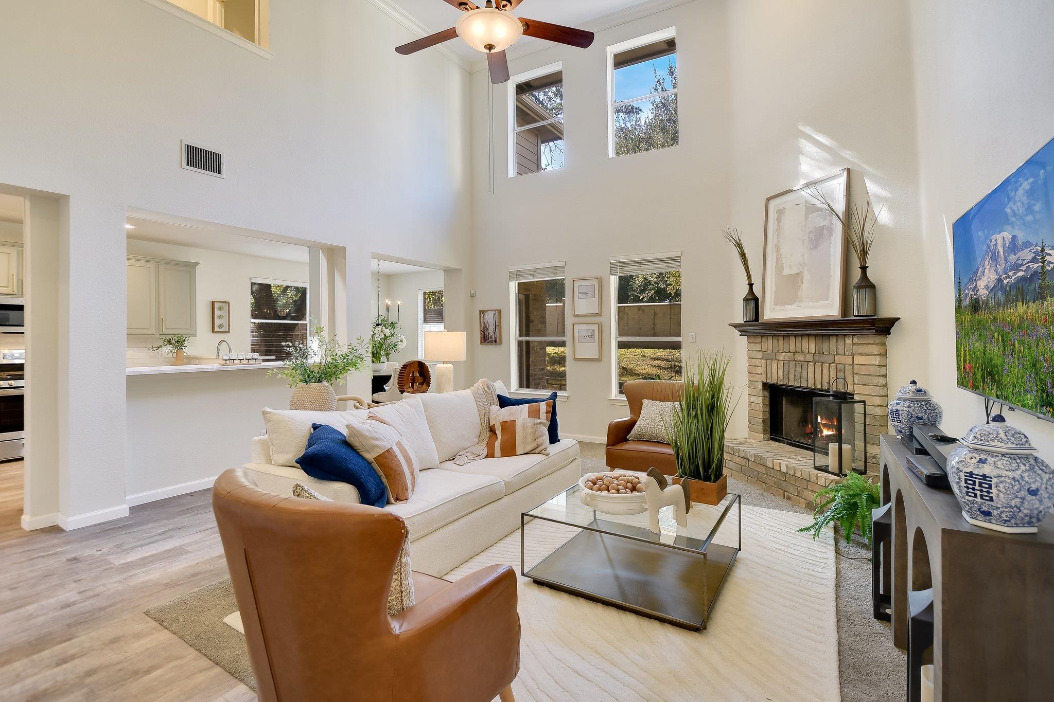 Listing photo 1 of 1920  Mulligan Dr