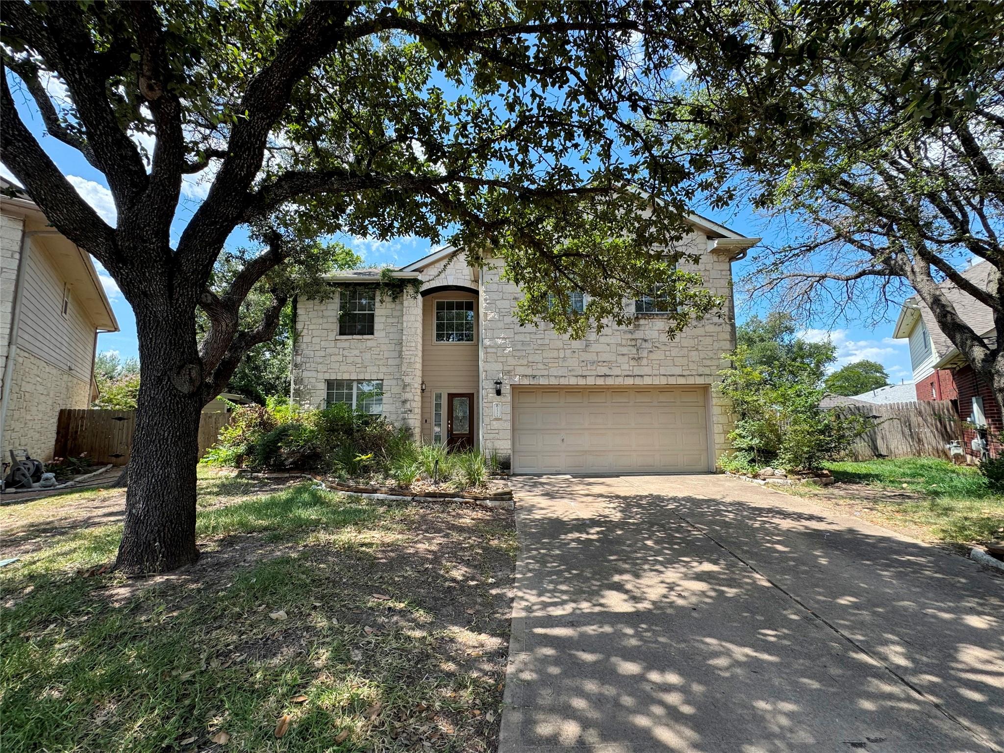 Listing photo 1 of 2311  Portwood Bend Cv