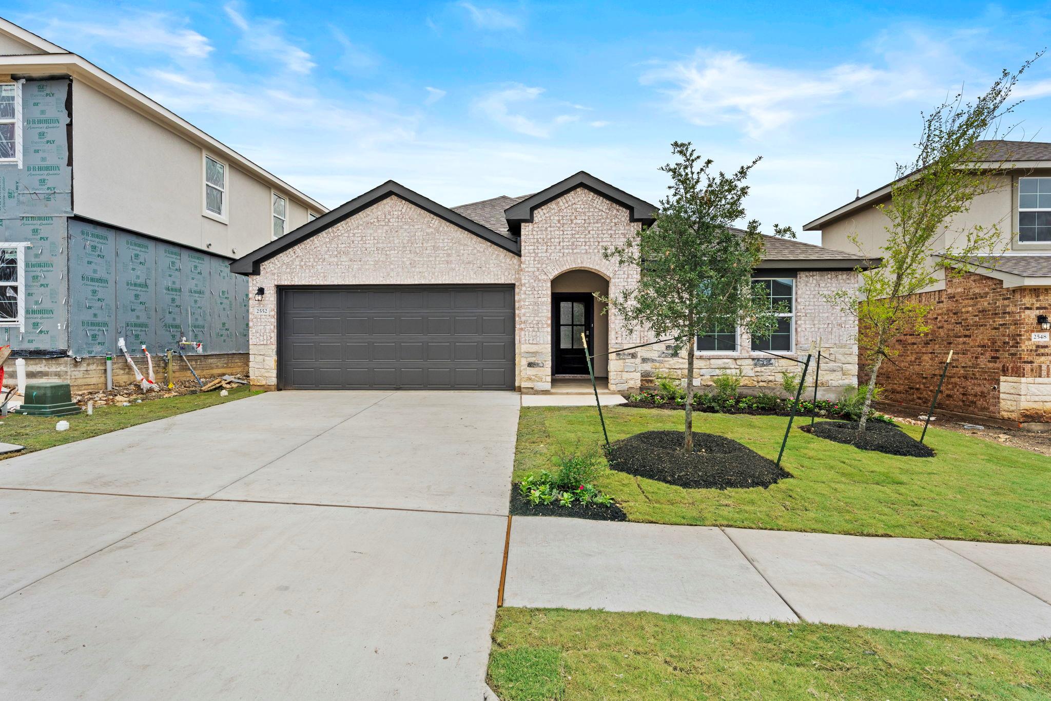 Listing photo of 2552  Whittler Rd