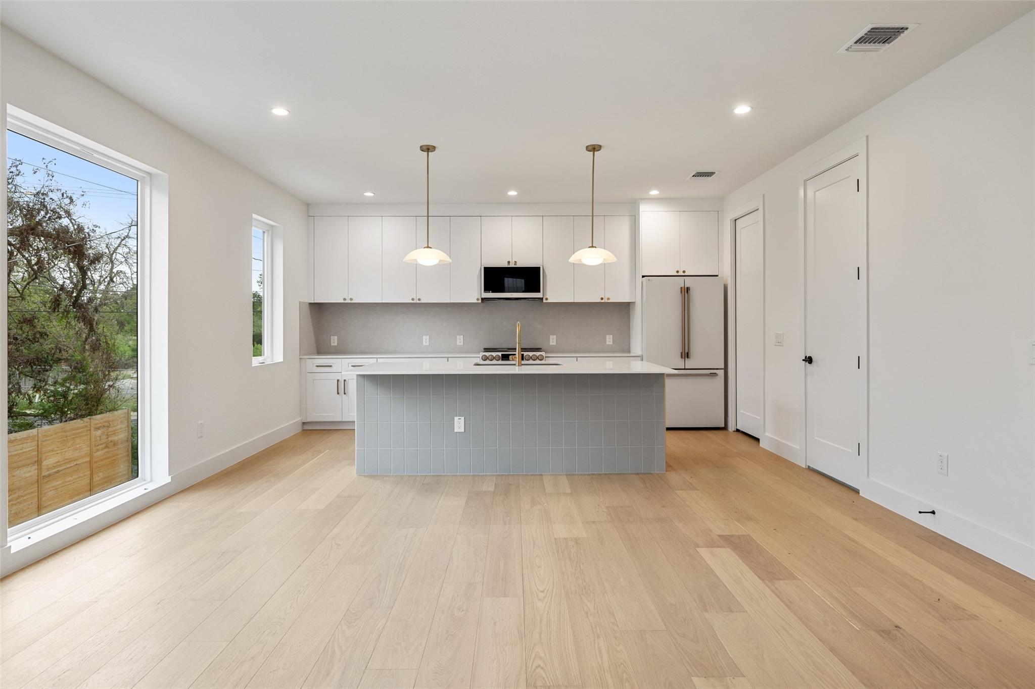 Culinary creations come alive in this modern kitc