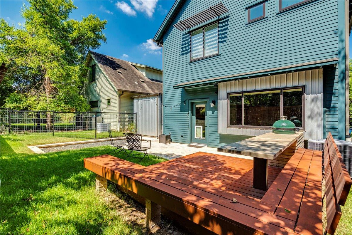 Listing photo 1 of 3505  Villa Ct  #11