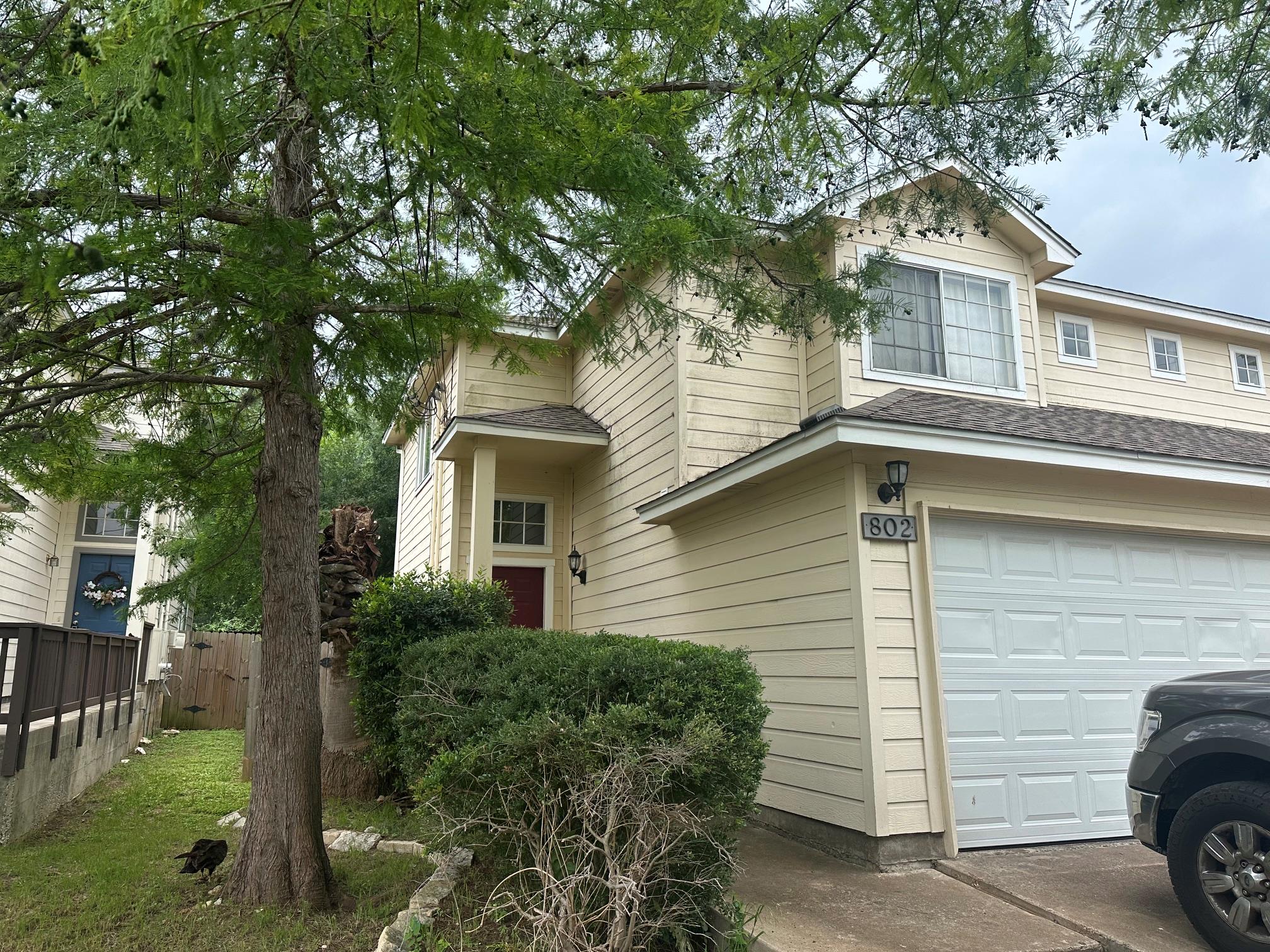 Listing photo 1 of 802  Sagewood Trl  #802