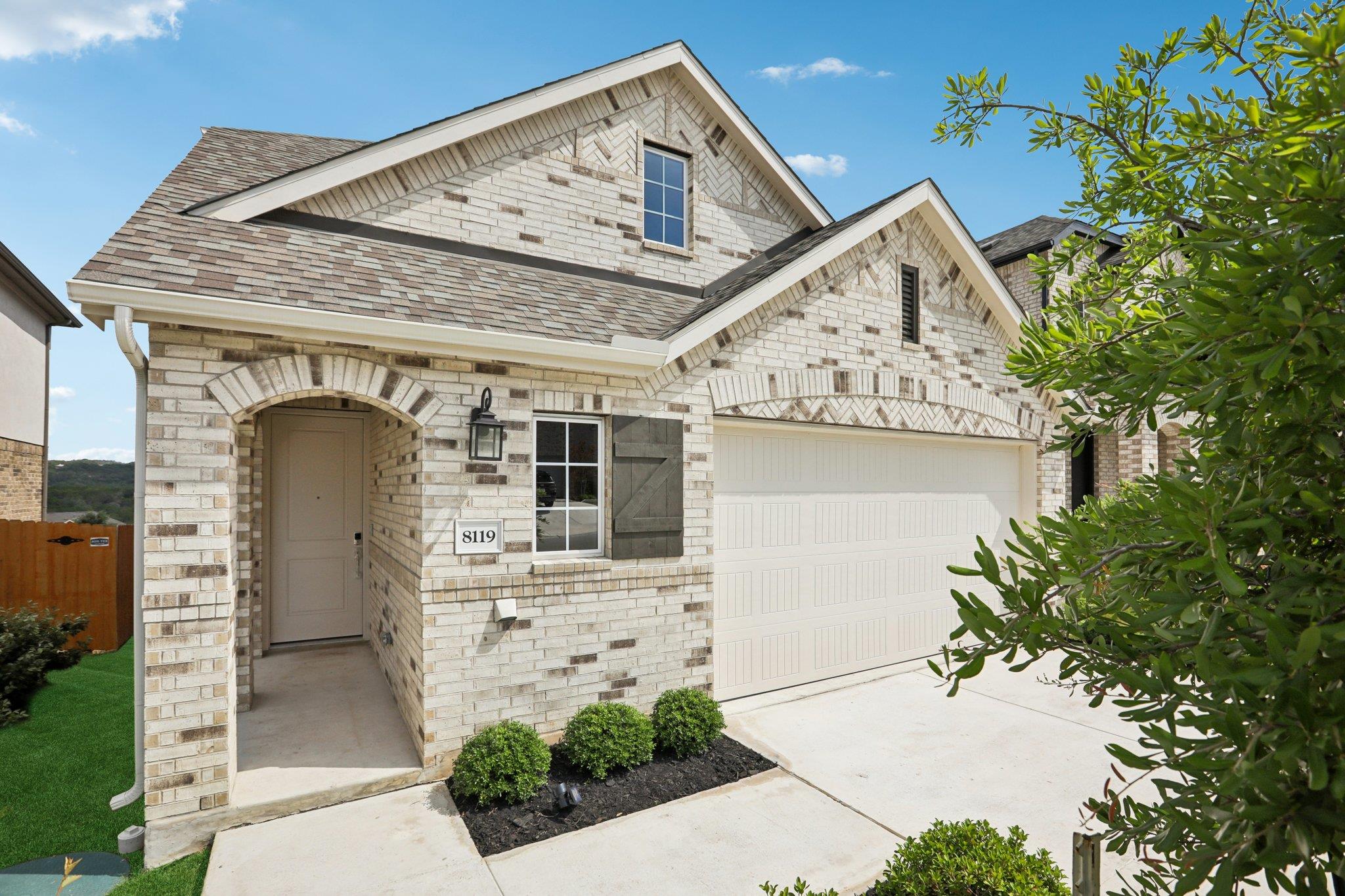 Listing photo 1 of 8119  Purple Aster Pass