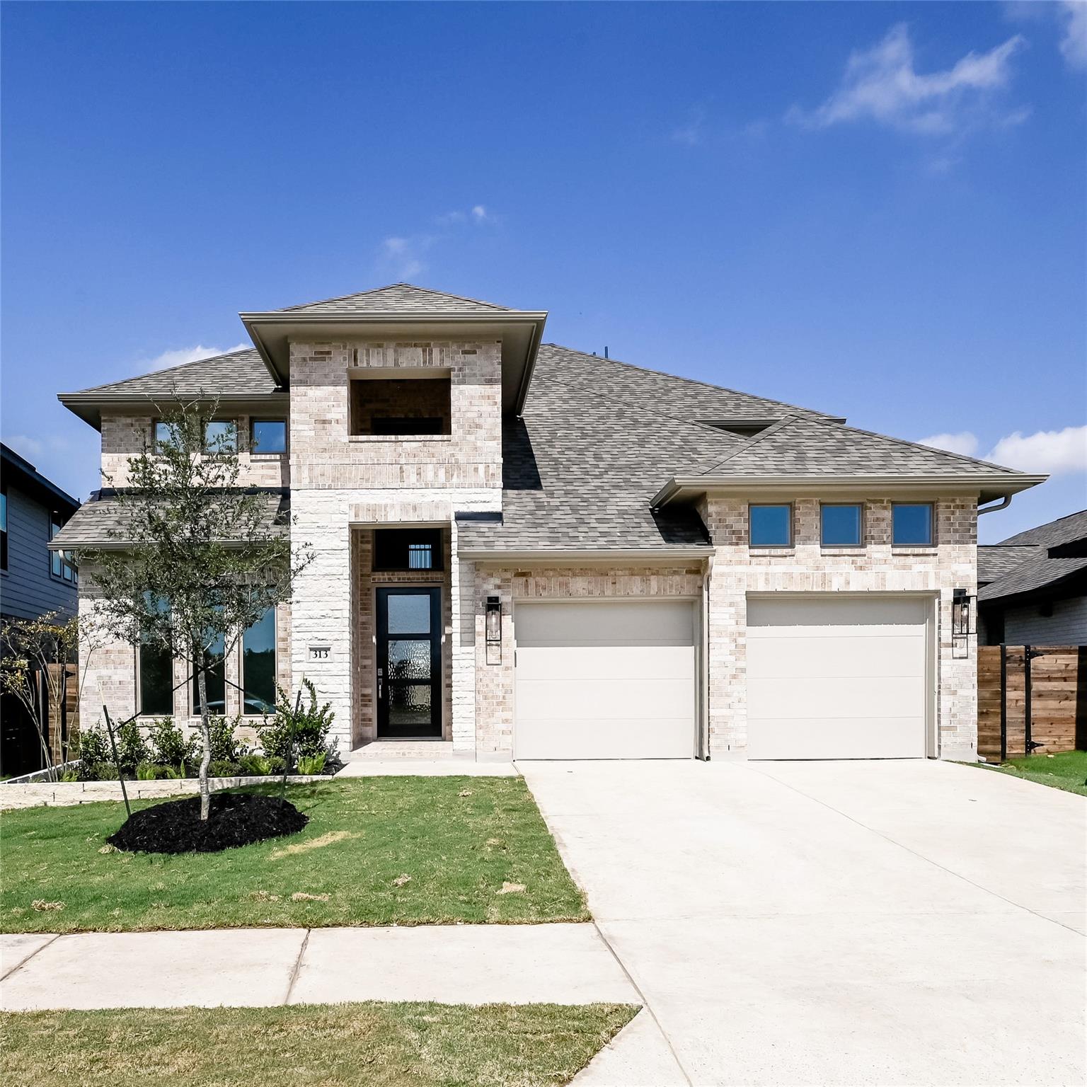 Listing photo 1 of 313  Melody Rd