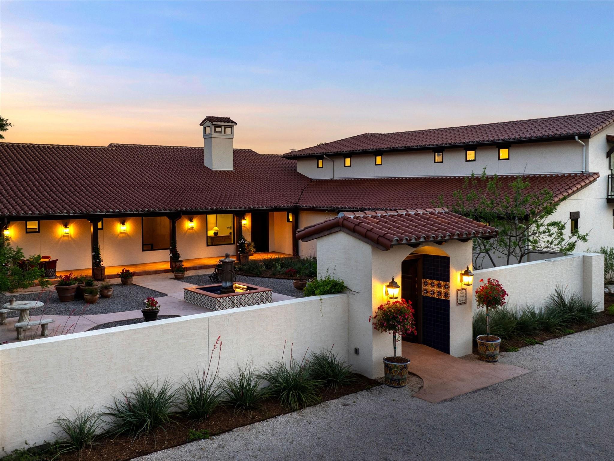 Listing photo 1 of 862  Grape Creek Road None