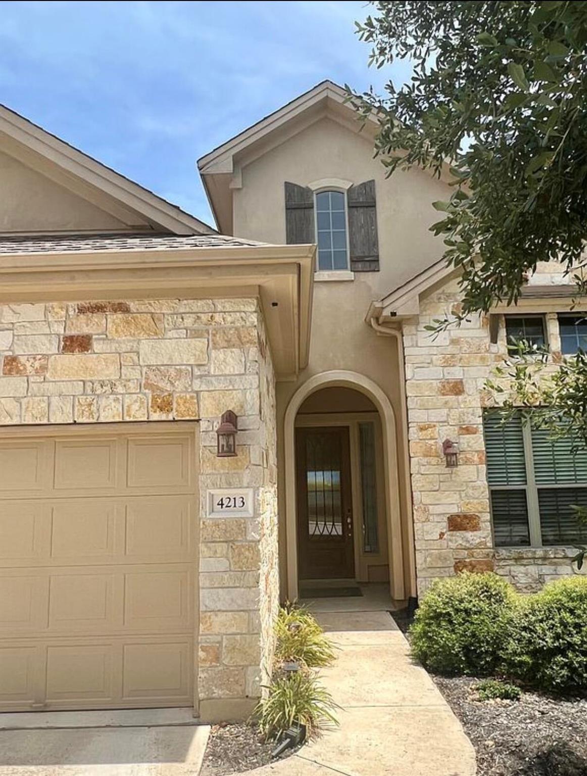 Listing photo 1 of 4213  Gandara Bnd