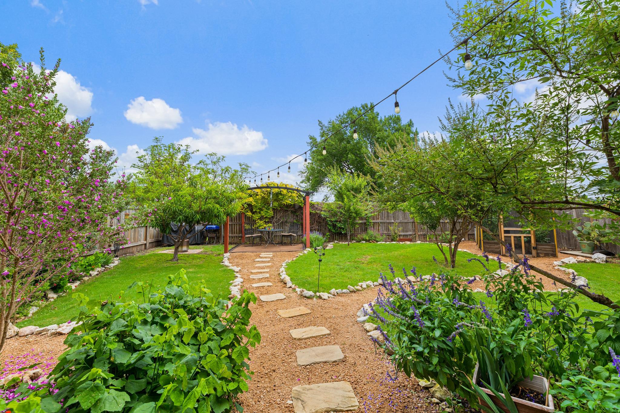 Listing photo 1 of 4516  Tiddle Ln