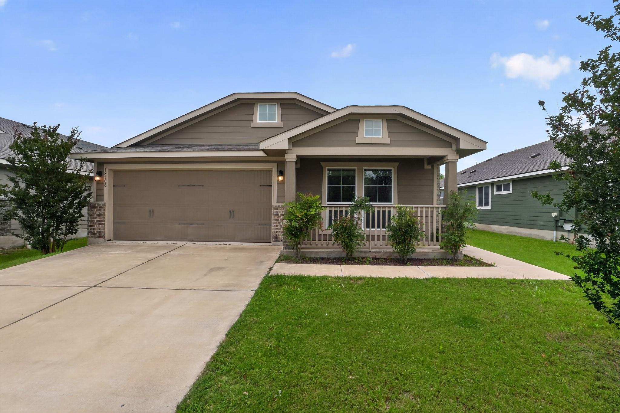 Ảnh nhà đang rao bán 1 của 18308  Cuyahoga Dr