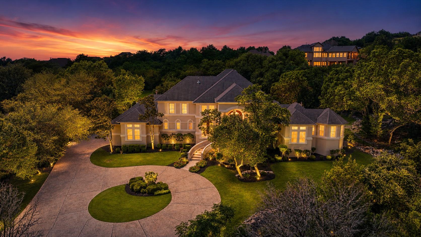 Listing photo 1 of 4626  High Gate Dr