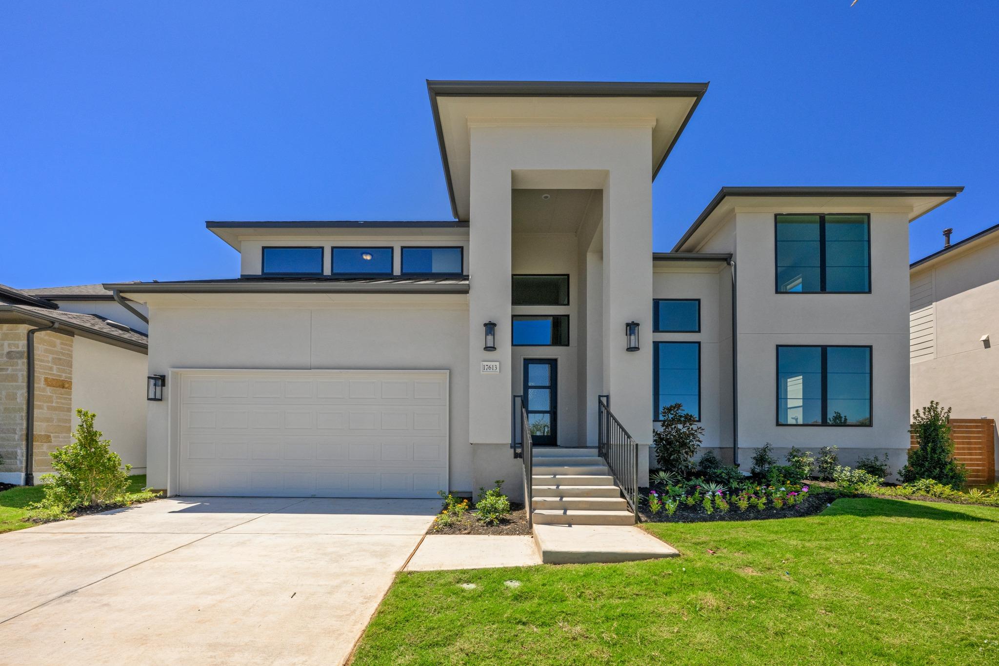 Listing photo 1 of 17613  Chamoix Dr