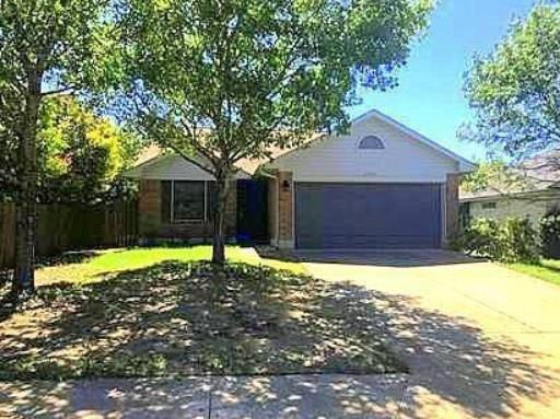 Listing photo 1 of 2200  Larston Ln