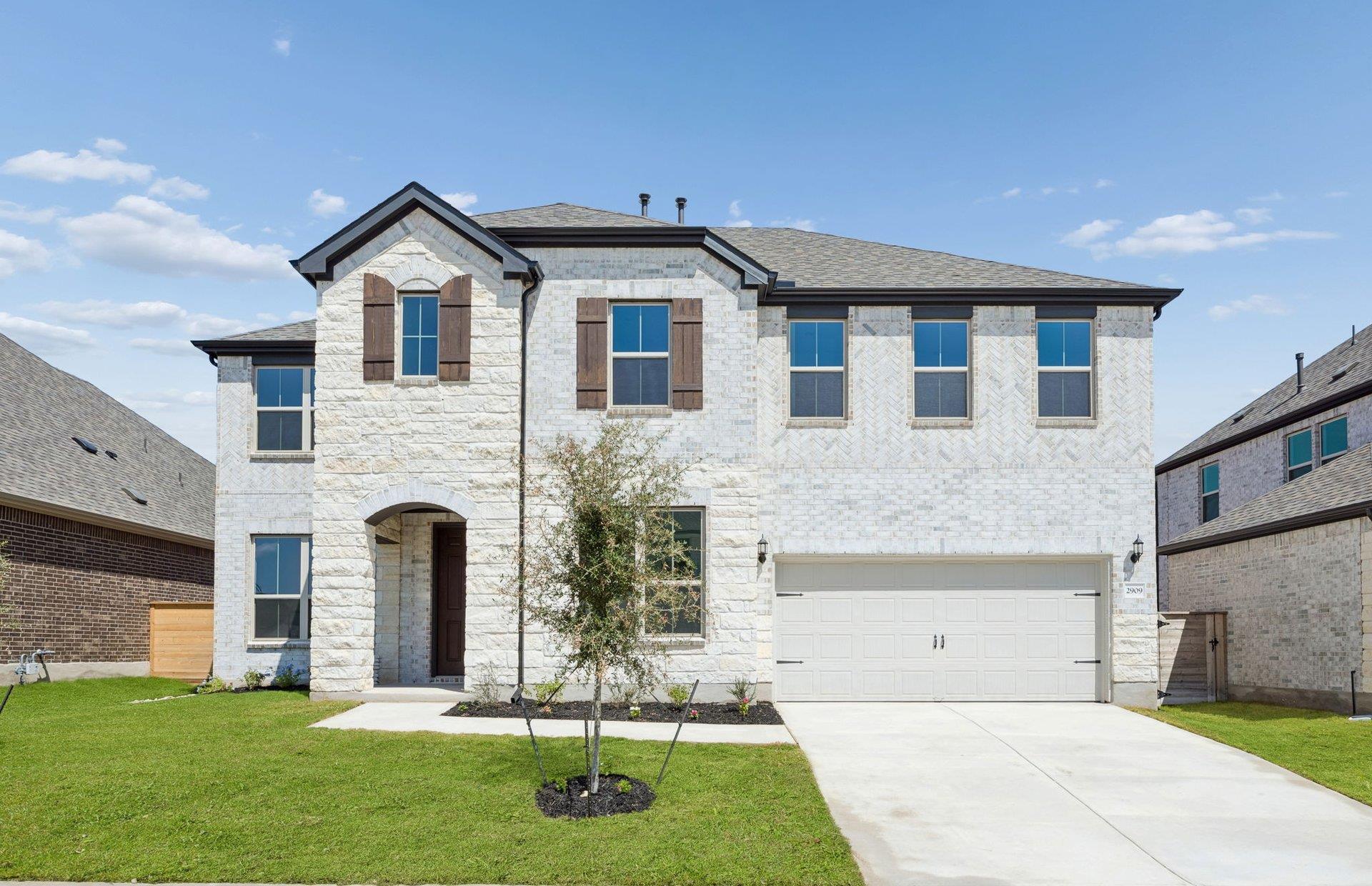 Listing photo 1 of 2909  Zuni Path